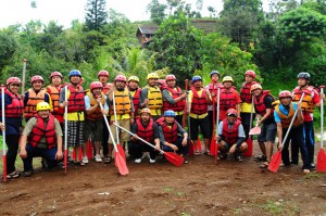 arung-jeram-bandung, outbound bandung, offroad bandung, paintball bandung, teambuilding, teambuilding bandung, paket outbound,paket tour, open trip,